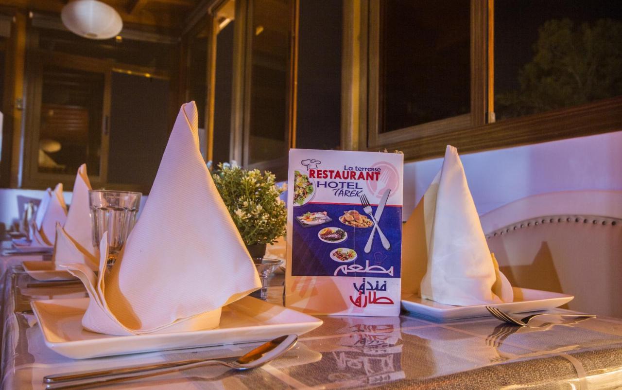 Hotel Tarek Чефчауен Екстериор снимка