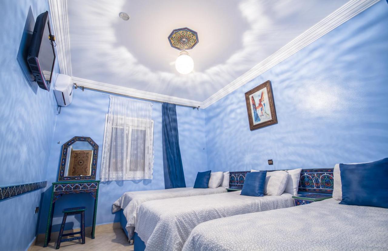 Hotel Tarek Чефчауен Екстериор снимка