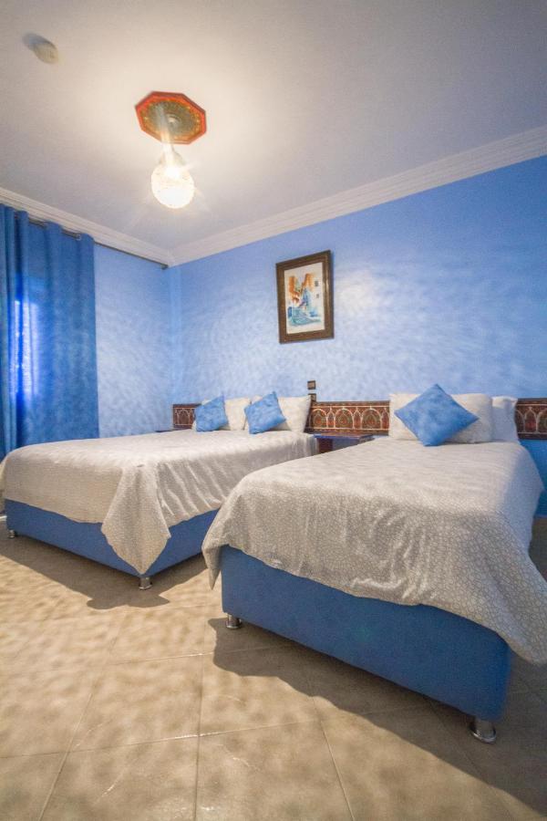 Hotel Tarek Чефчауен Екстериор снимка