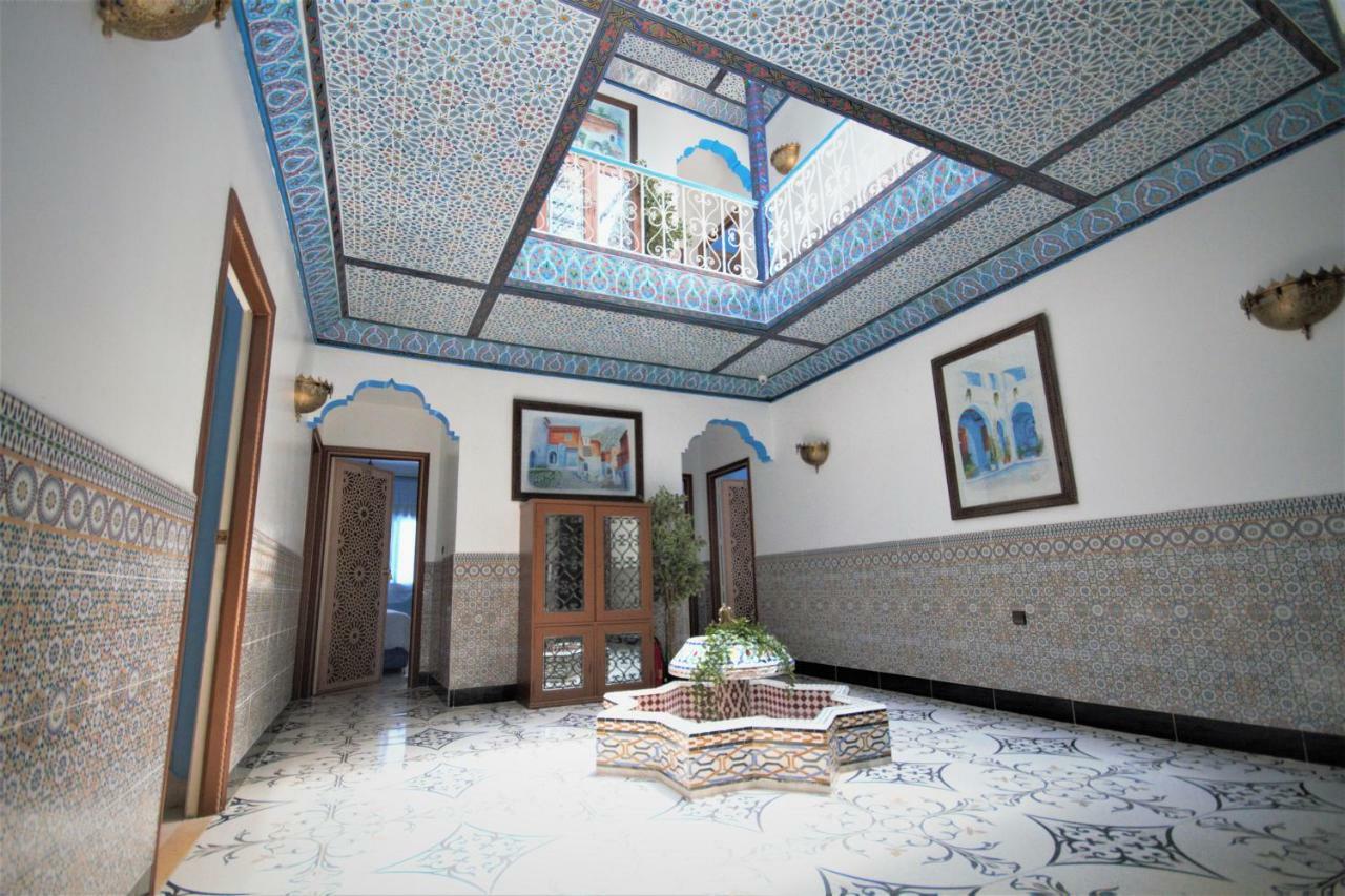 Hotel Tarek Чефчауен Екстериор снимка
